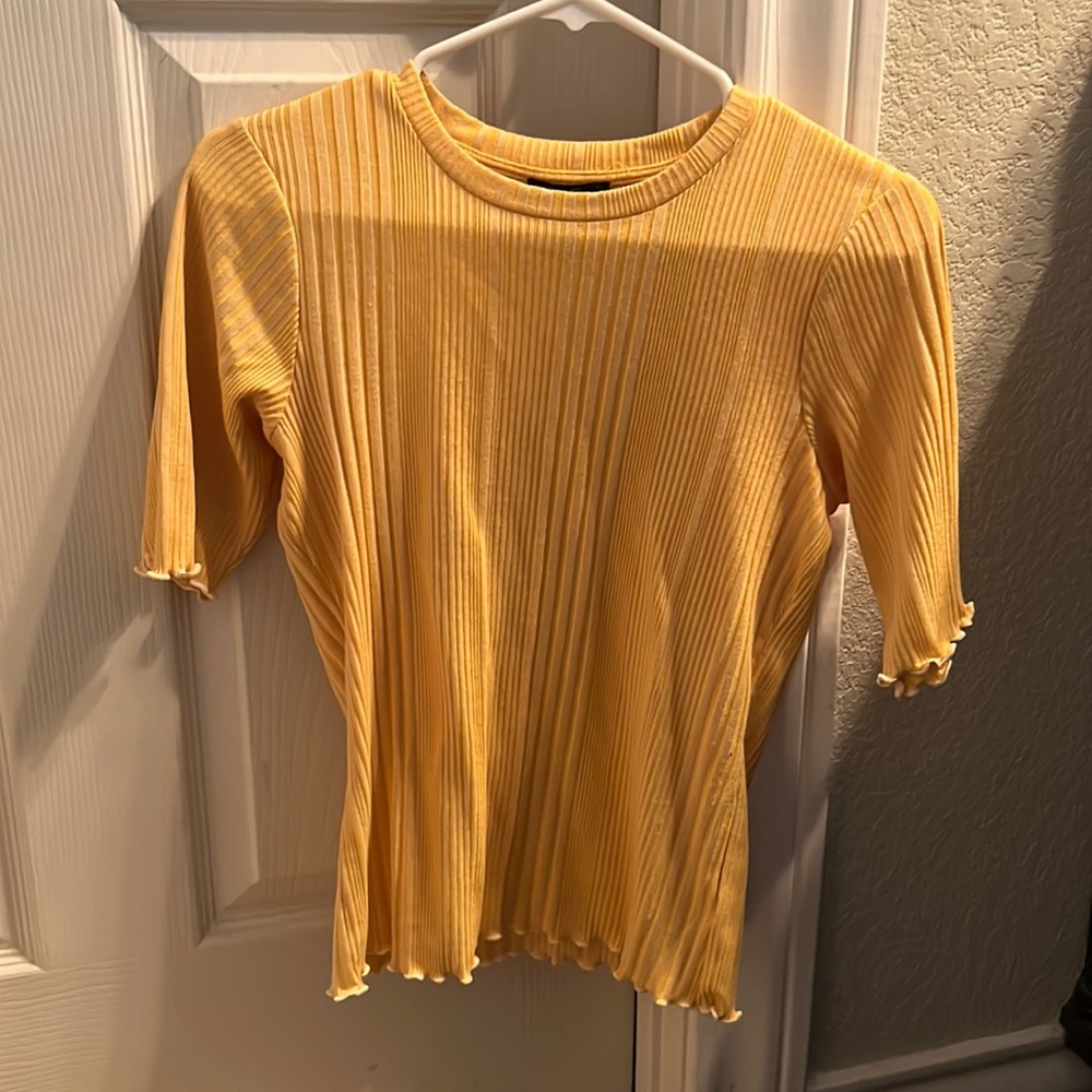 CLEARANCE Jessica Simpson yellow womens shirt